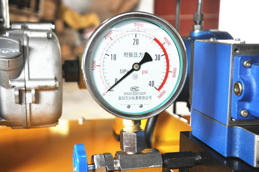 本田汽油機(jī)，野外作業(yè)機(jī)動(dòng)泵液壓站